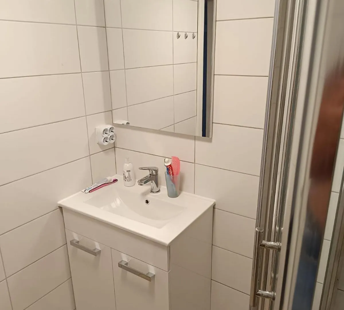 Studio & Apartment Biograd Paszman بيوغْغاد نا موغو